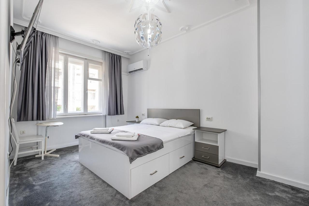 Jazz & Wine - Luxury Apartment By The Sea & Parking & Hbo & Netflix Varna Exteriör bild
